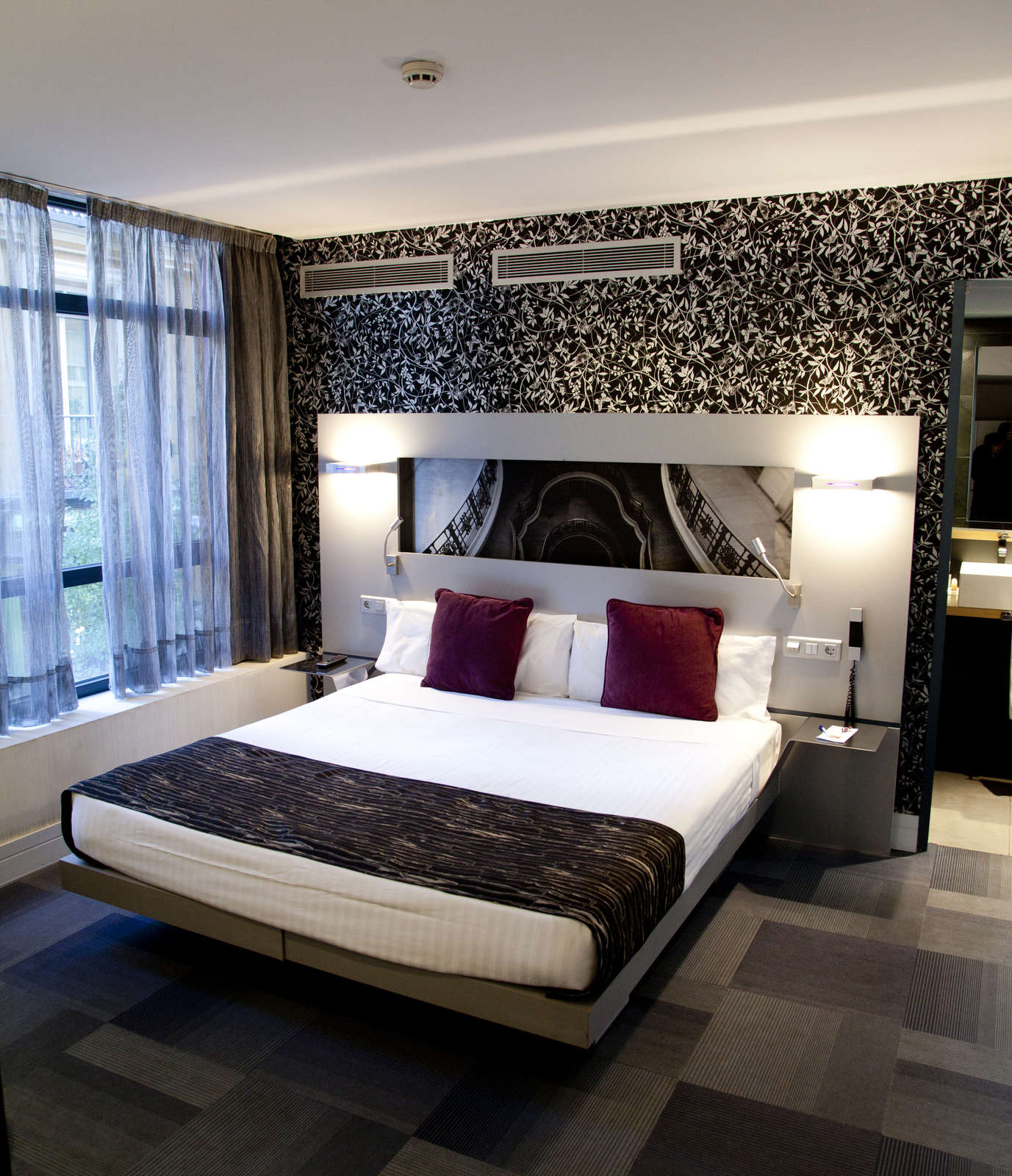 Petit Palace Mayor Plaza