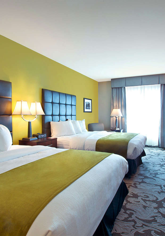 Prairie Meadows Hotel