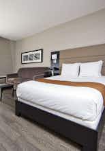 Hotel Ramada Ottawa on the Rideau photo 4