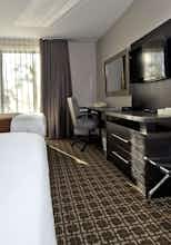 Hotel Ramada Ottawa on the Rideau photo 3