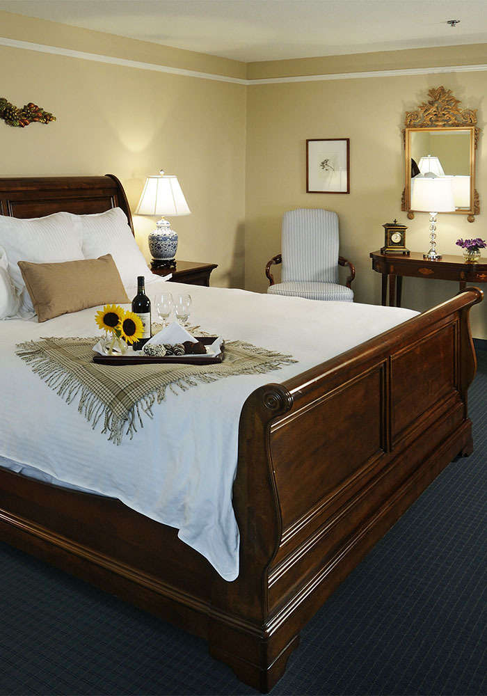 Hotel The Simsbury Inn photo 1