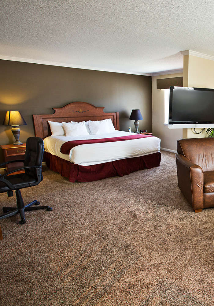 Hotel Sterling Hotel and Suites photo 1