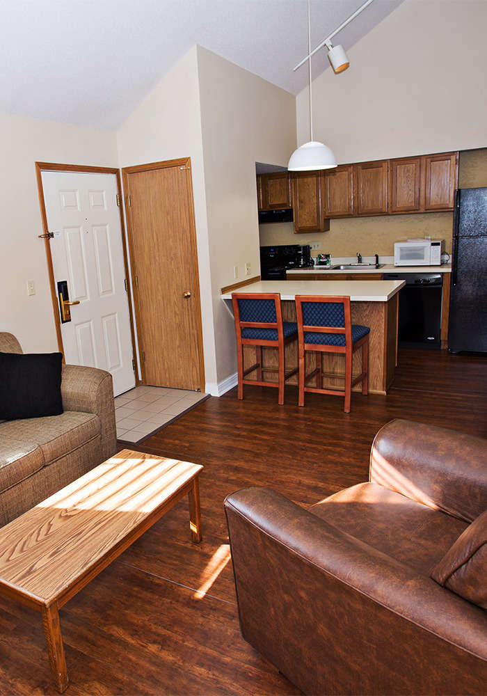 Hotel Sterling Hotel and Suites photo 5