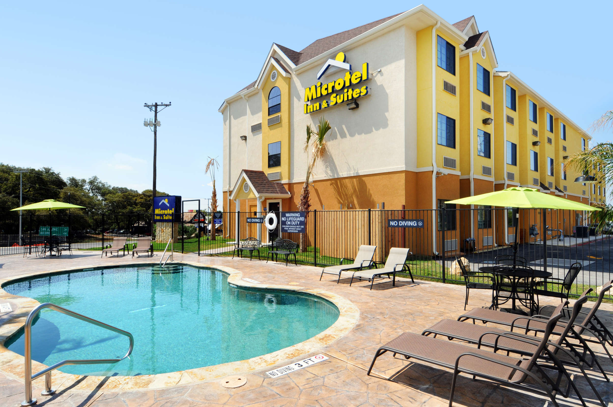 Hotel Microtel Inn & Suites New Braunfels photo 1